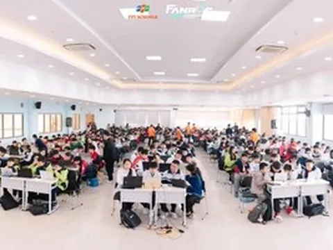 Đông đảo học sinh THCS tham gia cuộc thi FPT Schools AI & Robotics Challenge