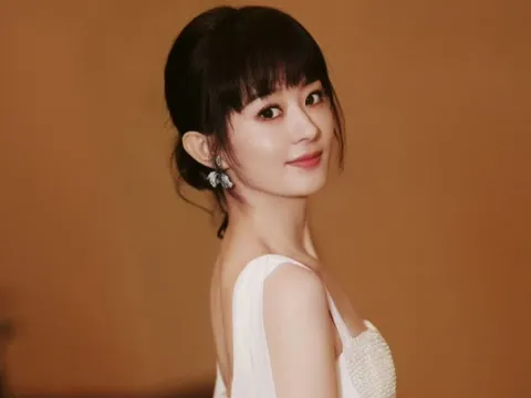 Tạo hình khác lạ của Triệu Lệ Dĩnh