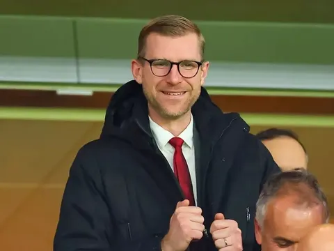 Arsenal chịu tổn thất lớn