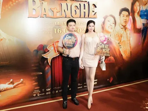 Hoa hậu Lê Thu Thảo rạng rỡ tại sự kiện ra mắt phim “Con kể ba nghe”