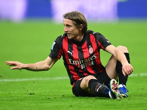 Modric là sai lầm của Alonso