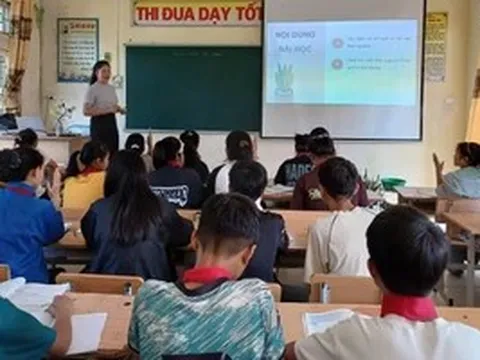 Chuyển trường qua Cổng dịch vụ công: Giảm giấy tờ, minh bạch quy trình