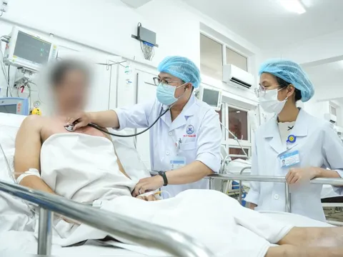 Người đàn ông suýt mất mạng vì tự ý sử dụng xịt hen phế quản 0