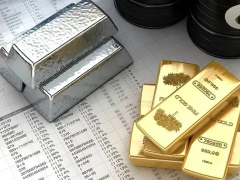Lý do giá vàng bạc tăng rất mạnh