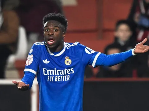 Real Madrid rao bán 4 cầu thủ