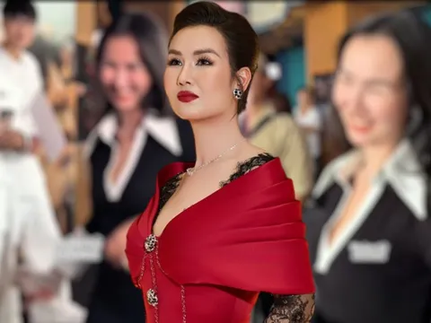 Võ Hạ Trâm hiếm hoi tái hợp hội bạn thân nhóm MTV, visual 'lão hoá ngược' gây chú ý