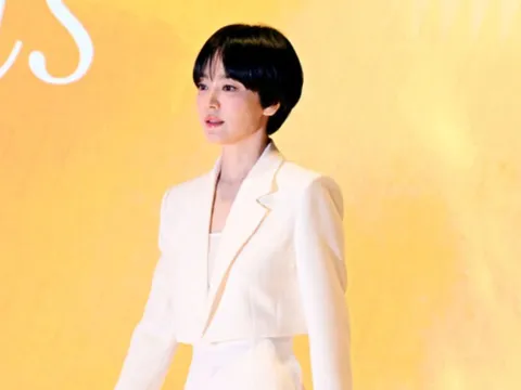 Song Hye Kyo gửi lời nhắn cho chính mình: 'Hãy yêu bản thân thật nhiều'