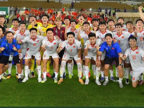 'Phù thủy' Kim sẽ giúp U23 Việt Nam giải quyết UAE trong hiệp 2