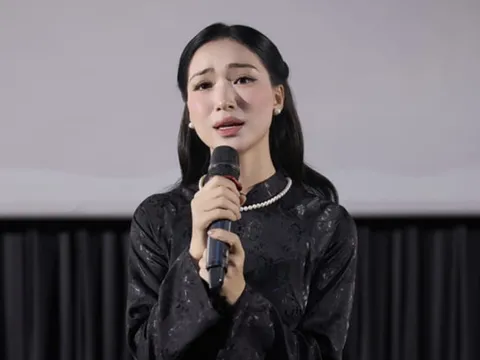 Hòa Minzy thêm nợ?