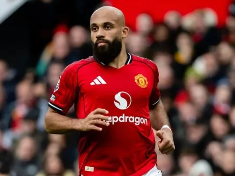 MU vào top 4 sau khi đè bẹp Man City