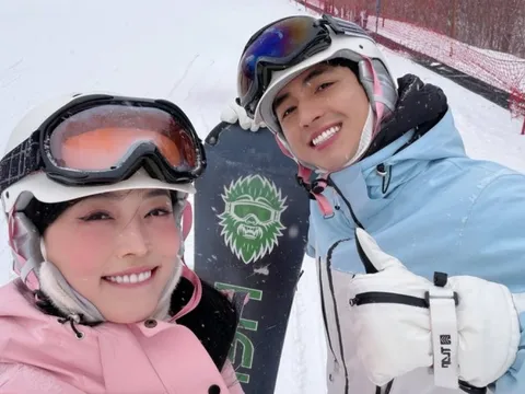 Phương Nga và Bình An gây chú ý với loạt ảnh giữa trời tuyết