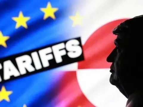 Tổng thống Trump đe dọa áp thuế 8 nước châu Âu, nhà đầu tư đổ xô làm một việc