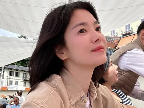 Sở hữu visual chuẩn nữ thần, Song Hye Kyo vẫn âu sầu vì một điều