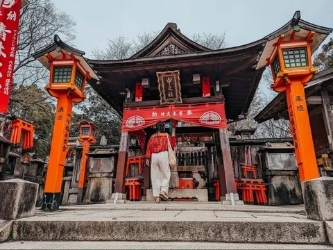 Kinh tế Nhật Bản: Du lịch gặp khó; xuất khẩu tăng bất chấp thuế quan Mỹ