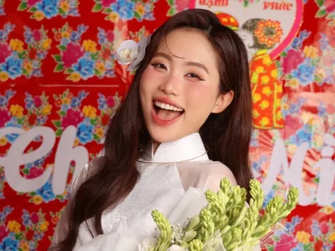 Phương Mỹ Chi báo tin mừng đặc biệt ngay cận Tết