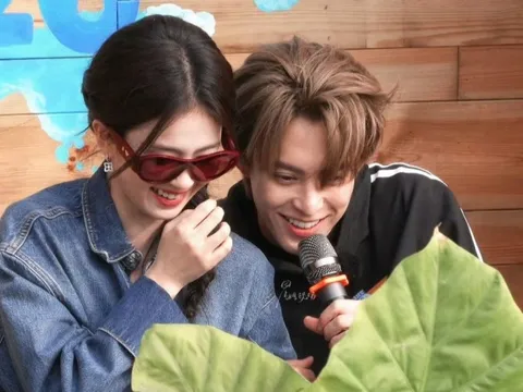 Khoảnh khắc Bạch Lộc thân thiết bên một sao nam đang gây bàn tán