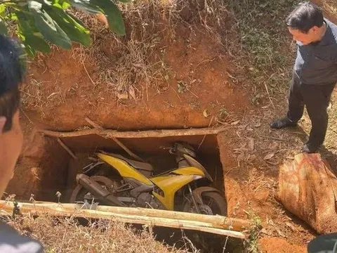 Vụ cướp ngân hàng ở Gia Lai: Phát hiện chiếc xe máy bị chôn ở bãi đất trống