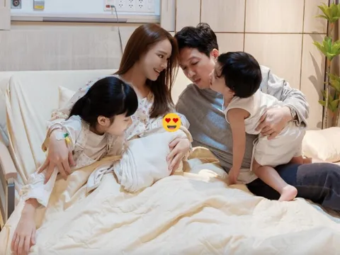 Nhã Phương sinh con thứ 3