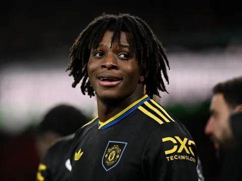 Dorgu khiến CĐV MU lo lắng