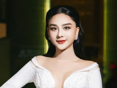 Lâm Khánh Chi từ chối hát đám cưới có cát xê 2 tỷ