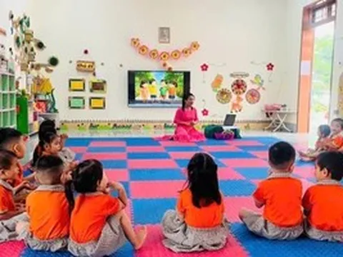 Nhà giáo dân tộc thiểu số bắc nhịp cầu tương lai cho trẻ vùng cao