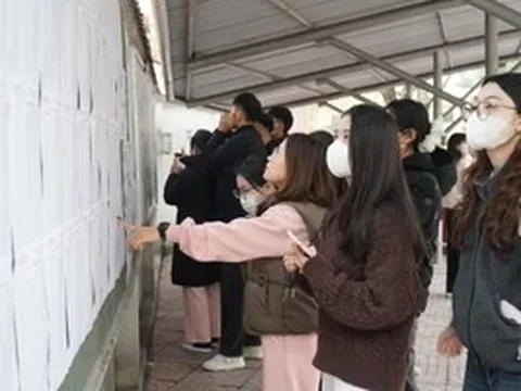 Thí sinh Nghệ An dự thi vòng 2 tuyển dụng viên chức