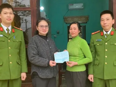 Cô gái sinh năm 1996 chuyển khoản thành công 2,2 tỷ đồng rồi phải báo công an