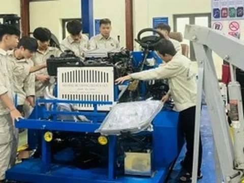 Đào tạo nguồn nhân lực chất lượng cao người DTTS: Điều kiện để Tây Bắc bứt phá