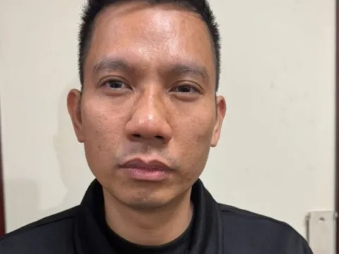 Bắt "tú ông" môi giới mại dâm phục vụ quý bà