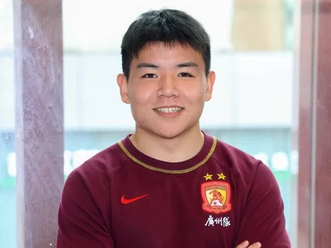 Cầu thủ U23 Trung Quốc đổi đời sau giải châu Á