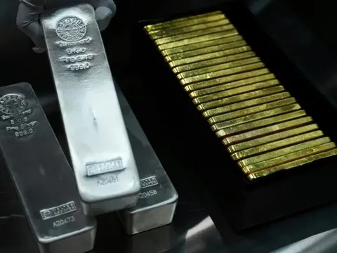 Bạc - Kênh đầu tư sinh lời hay hiệu ứng FOMO?