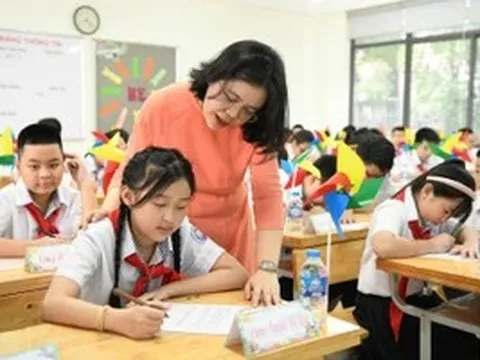 Chăm lo Tết cho nhà giáo: Ấm áp từ sự sẻ chia