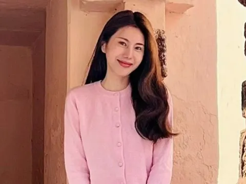 Thủy Tiên tung ảnh hiếm ở Ấn Độ