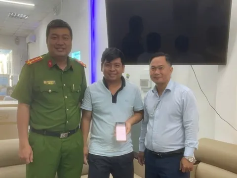 Sau khi chuyển khoản 600 triệu đồng đến tài khoản VietinBank đuôi 9999, người đàn ông liền đến công an trình báo