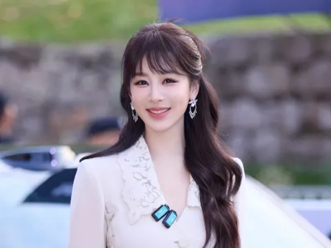 Hành động ngọt ngào của Dương Tử thu hút 300 triệu lượt xem