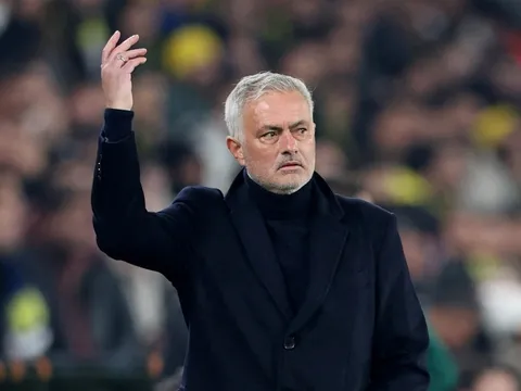 Tương lai của Mourinho gây chú ý