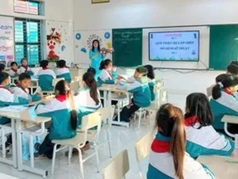 Đặt giáo dục và đào tạo vào vị trí trung tâm