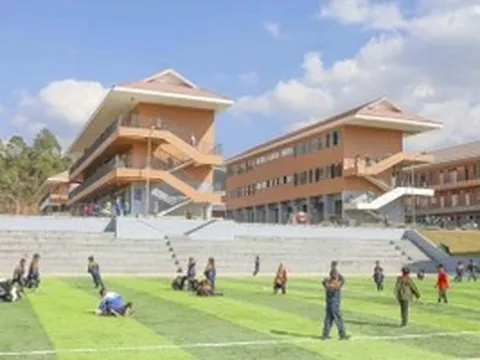 Cận cảnh trường nội trú liên cấp đầu tiên ở Si Pa Phìn trước ngày khánh thành