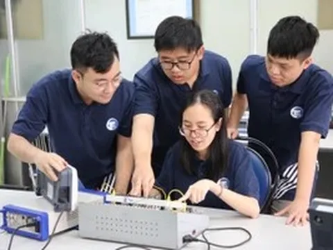 Tự chủ gắn với chất lượng