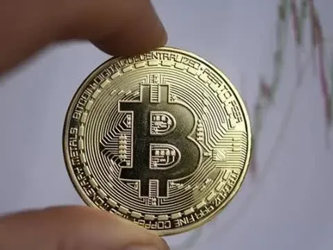Bitcoin thủng mốc 80.000 USD, bốc hơi hơn 100 tỷ USD vốn hóa