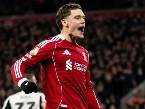 Liverpool giải cơn khát chiến thắng, MU bị đẩy xuống thứ 6