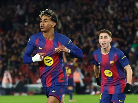 Lamine Yamal vượt ngưỡng 'thần đồng'