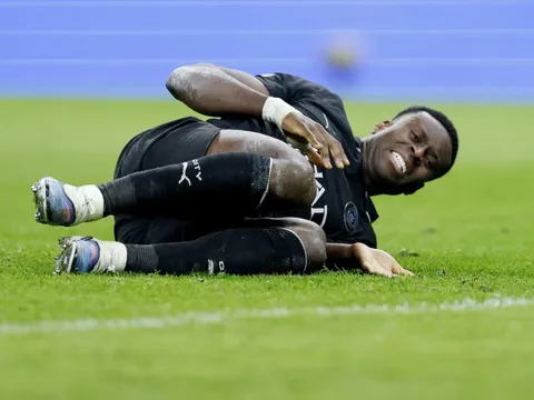 Pep Guardiola phẫn nộ