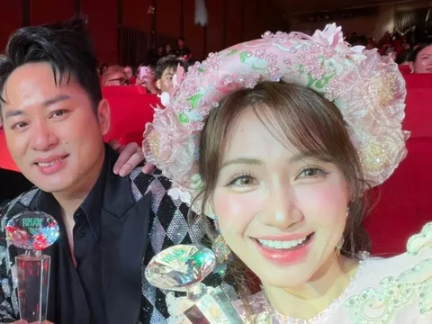 Tùng Dương hé lộ tin nhắn vào nửa đêm với Hòa Minzy