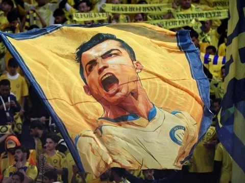 Khi Ronaldo chạm giới hạn quyền lực