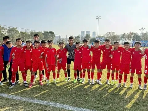 Đội bóng trẻ Việt Nam thắng CLB Trung Quốc 11-0