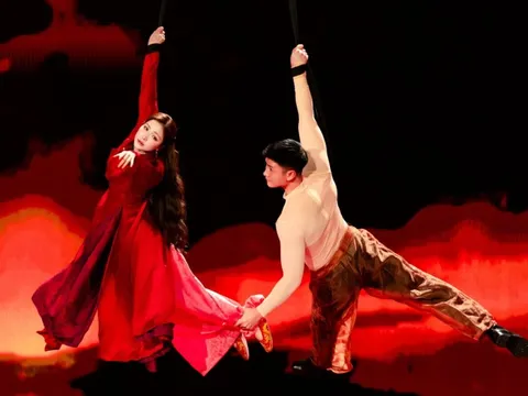 Hòa Minzy lên tiếng về khoảnh khắc khiến khán giả 'thót tim'