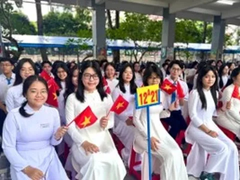 Giáo dục vì hạnh phúc nhân dân