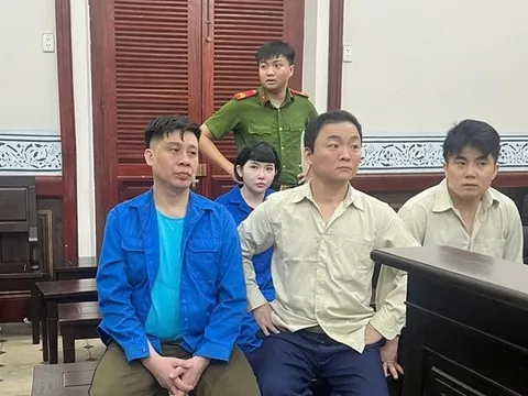 Cùng mở "tiệc ma túy", 3 đối tượng kéo nhau vào tù