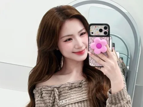 Hòa Minzy gọi điện cho một người đặc biệt lúc 11 giờ đêm, nói suốt 3 phút